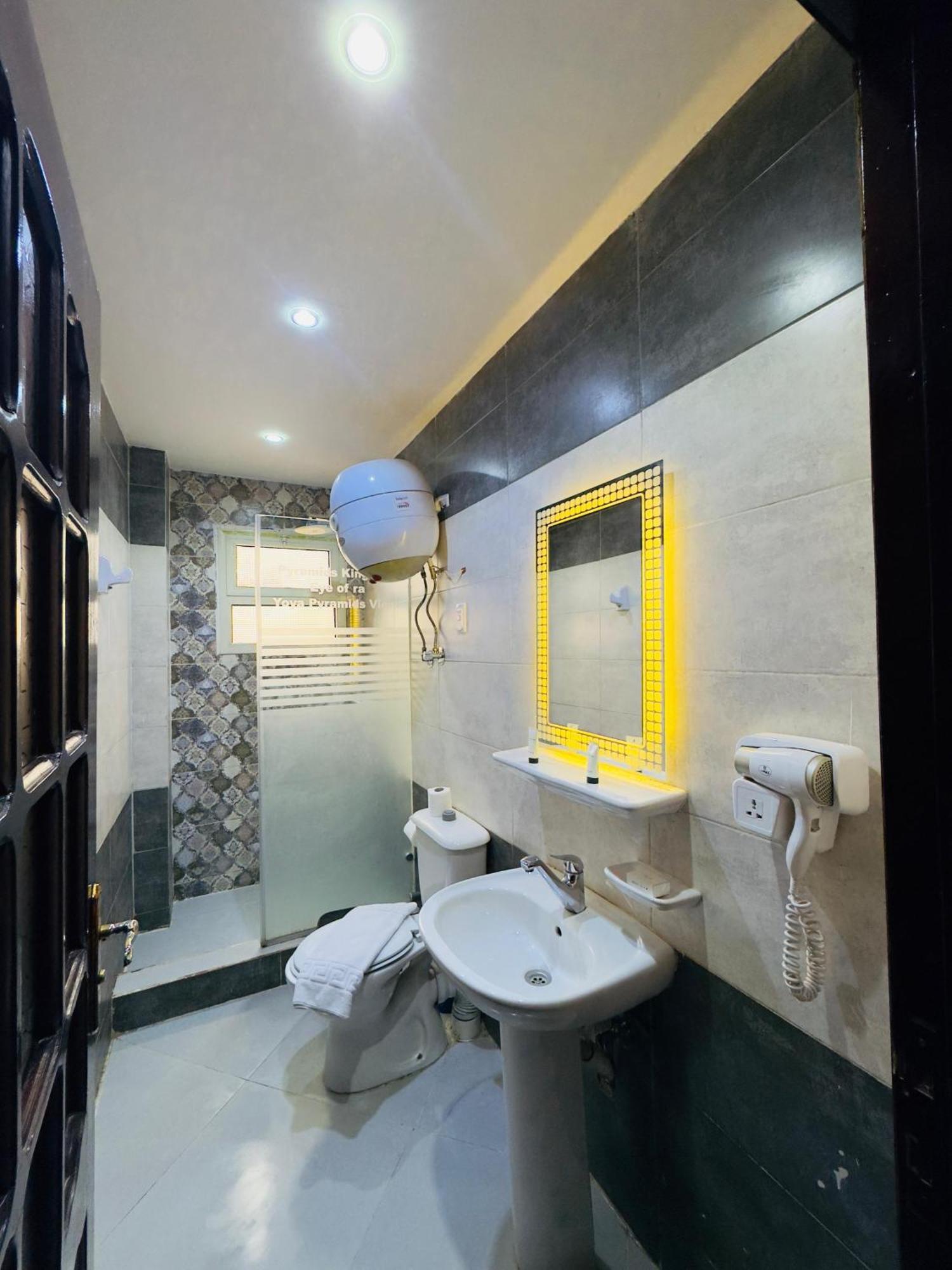 Pyramids Kingdom - Guest House Kafrat al Jabal Exterior foto